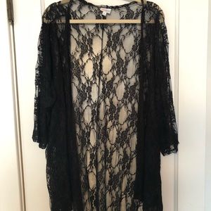 Black Lace Lularoe Lindsay!